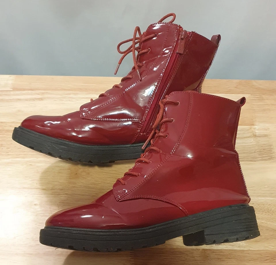 Botas rojas buscadas, talla 8 (02) Foto 2 de 4