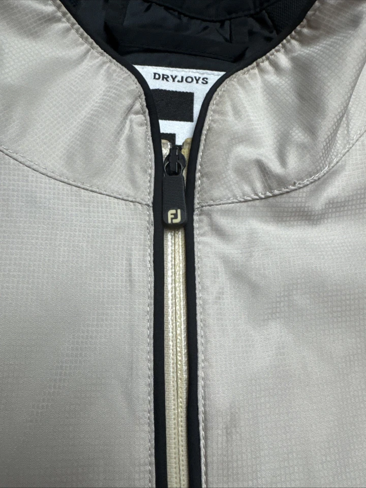 FootJoy DryJoys Jacket Sz Large Beige Tour Collection Rain 1/2 Zip Short Sleeve - Image 3 of 4