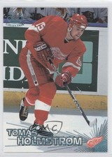 1997-98 Pacific Crown Collection Ice Blue Tomas Holmstrom #319 0q3
