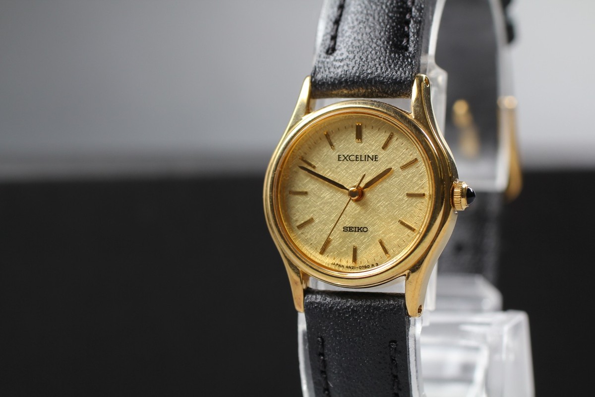 Vintage 1993 N MINT Seiko Exceline 4N21-0390 Gold Round Qz Womens