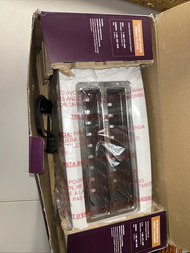 BREVILLE LIFT & LOOK LONG SLOT 4 SLICE TOASTER 1600W BTA630XL - WHITE - Image 4 of 4