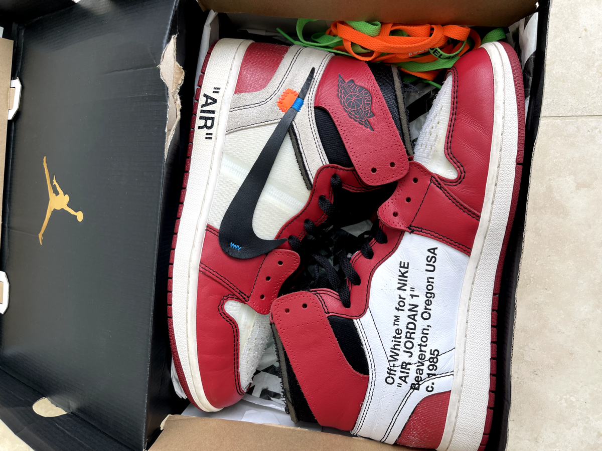 Nike Air Jordan Retro 1 Off-White Chicago (2017) Top 10 Collab