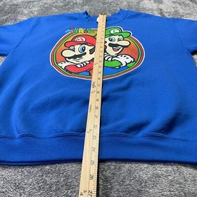 Super Mario Bros Sweatshirt Mens M Blue Nintendo Luigi Mario NES Game Pullover