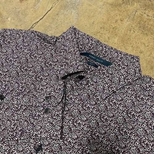 Small Floral Print Shirt Men’s Medium Blue Long Sleeve Button Up Red