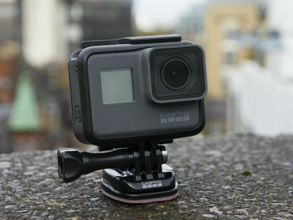 GoPro HERO 5 Black Edition Touch-Screen Camera + 40 PCS