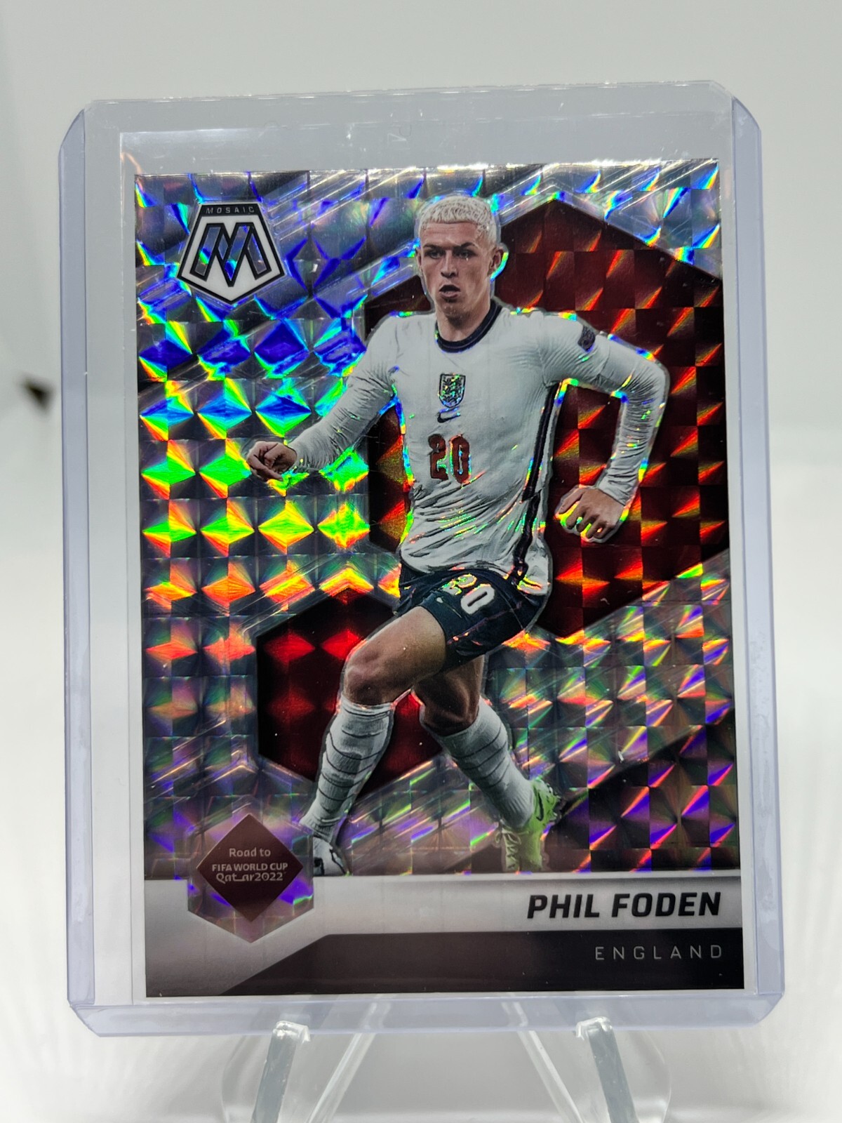 2021-22 Mosaic FIFA Road To World Cup Phil Foden #39 Silver Mosaic Prizm