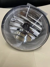 New Keystone Fog Light Assembly For 2005-2011 Toyota Tacoma TO2592117