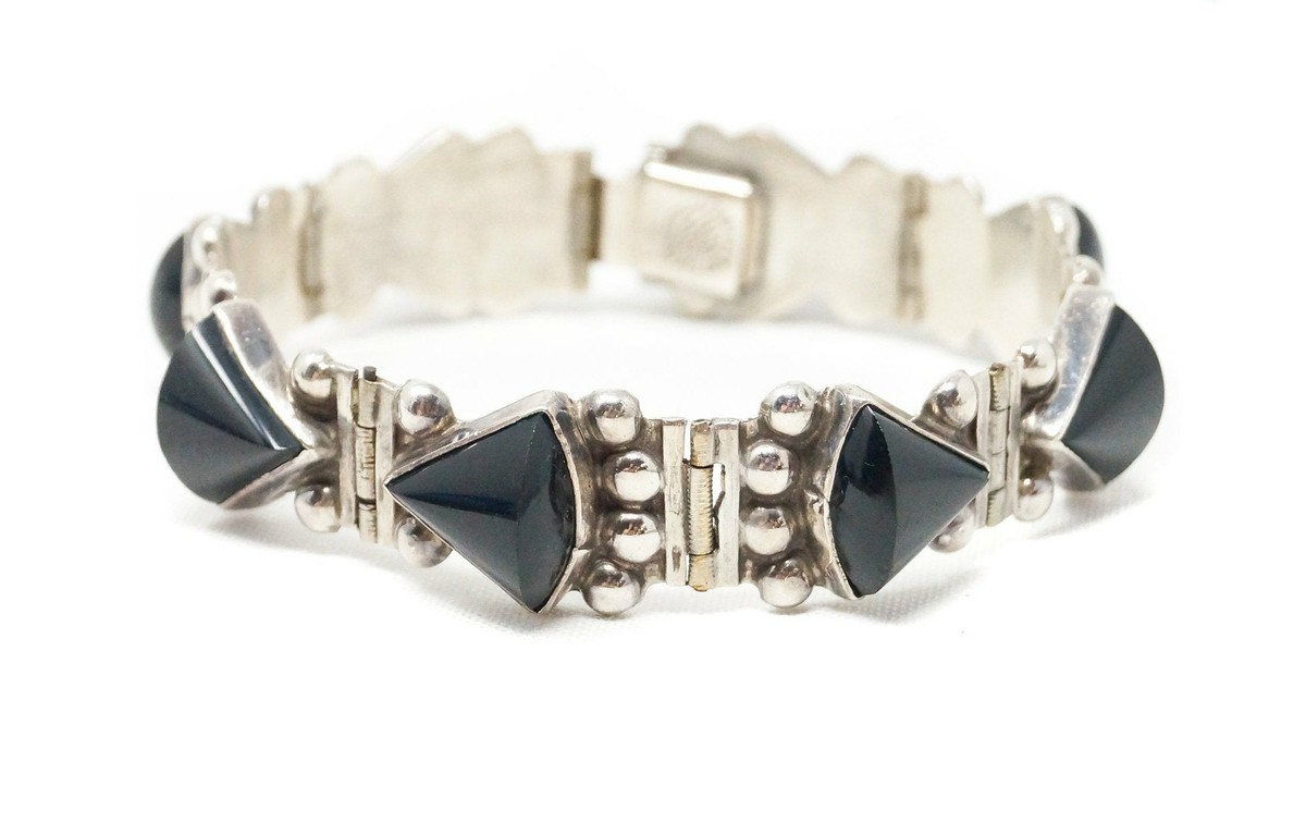 Vintage Mexico Black Onyx Sterling Silver Southwestern Cuff