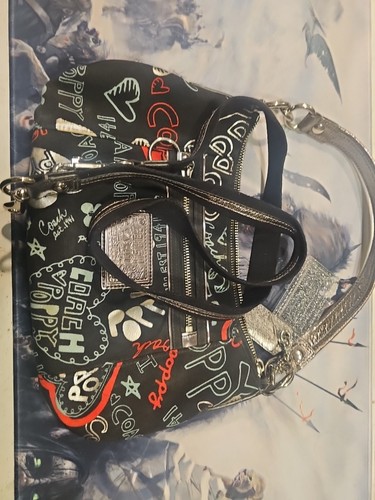 COACH Poppy Signature Large Tote Bag Black Red Silver # G1020-16051