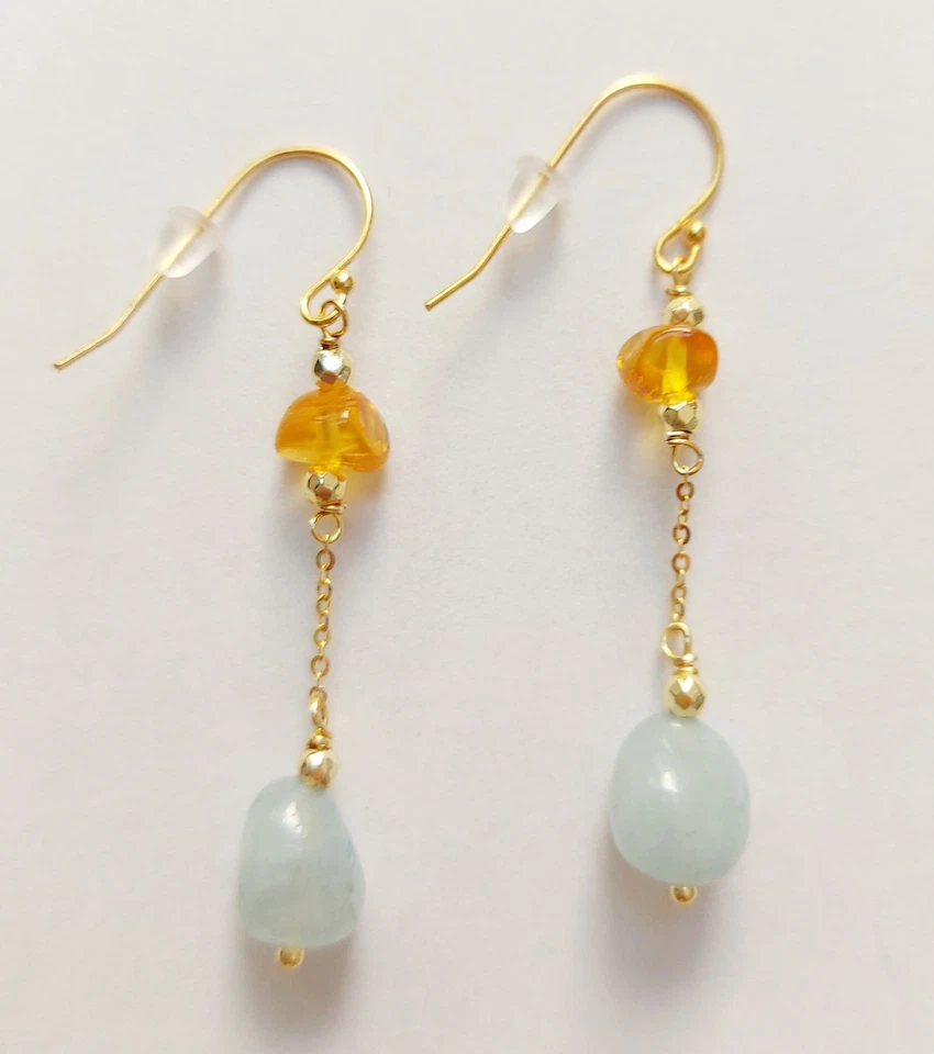 Orecchini pendenti in argento 925 laminato oro con ambra acquamarina ed ematite  - Immagine 2 di 4