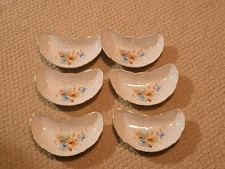 Vtg Porcelain Crescent Bone Dish Gold Rim Lot Of 6