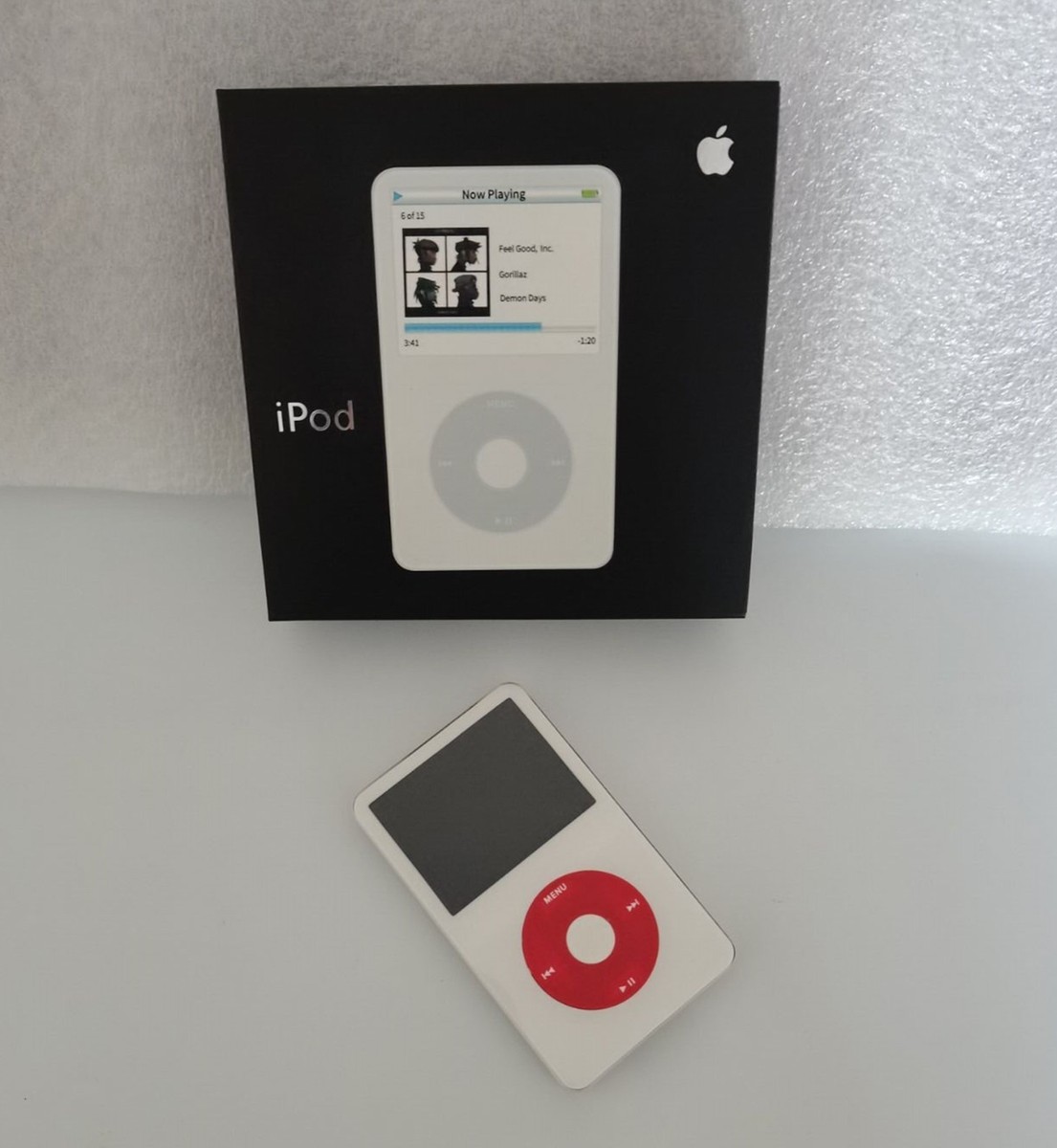 New-Apple iPod Vdieo 5th 5.5thGen U2 Special Edition Black/Red