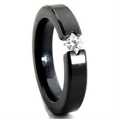 Black Plated TITANIUM TENSION RING with 4mm Square CZ, size 5 ~ in Gift Box