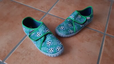 Jungen Hausschuhe von Superfit, Größe 34, grau/blau/grün, Fussball, neu