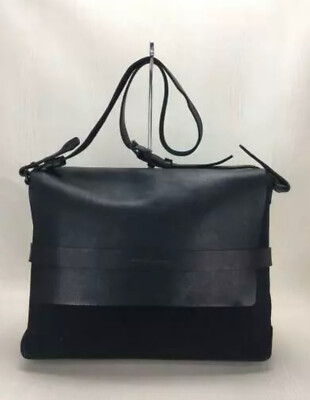 EMPORIO ARMANI ブラック バッグ A|X アルマーニ エクスチェンジ】オールオーバーエンボスロゴ