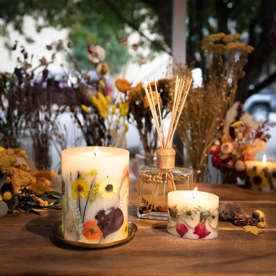 Vela botánica redonda mediana - miel tabaco Foto 3 de 4