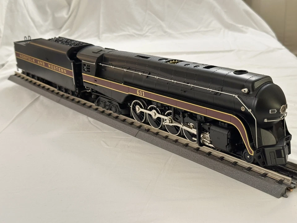 MTH Norfolk & Western J-class #611 20-3024-1 - Image 4 of 4
