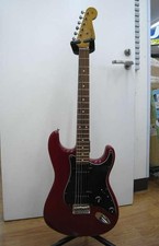 Guitarra Eléctrica Fender Noventa Stratocaster Usada [AUTH]