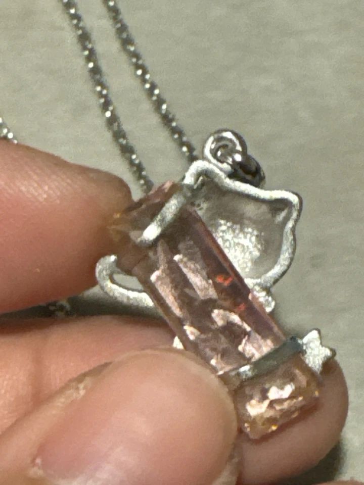 2Sweet Hello Kitty Music Note Necklace – Pink Crystal, Star – 316L Chain - Image 3 of 4