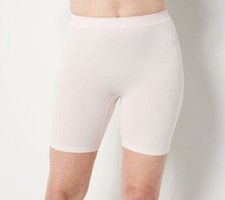 BREEZIES Air Effects Seamless Long Leg Panties A474342