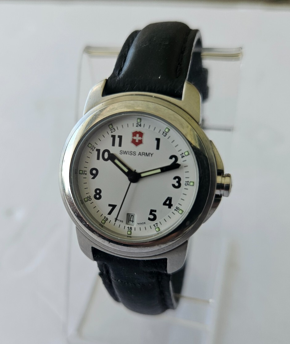 Vintage Victorinox Swiss Army #24545 Original SAI 30mm White Dial