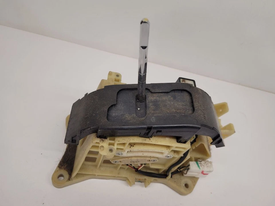 2012 HYUNDAI ELANTRA Transmission Shift  - Image 2 of 4