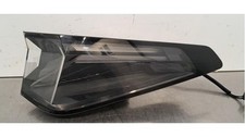 Peugeot 5008 III KAKBKC Rücklicht rechts 9842102380