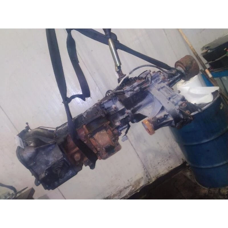 GETRIEBE FT MITSUBISHI PAJERO (97-00) 2.5 TDI SW 3P/D/2477CC 1997 - Image 3 of 4