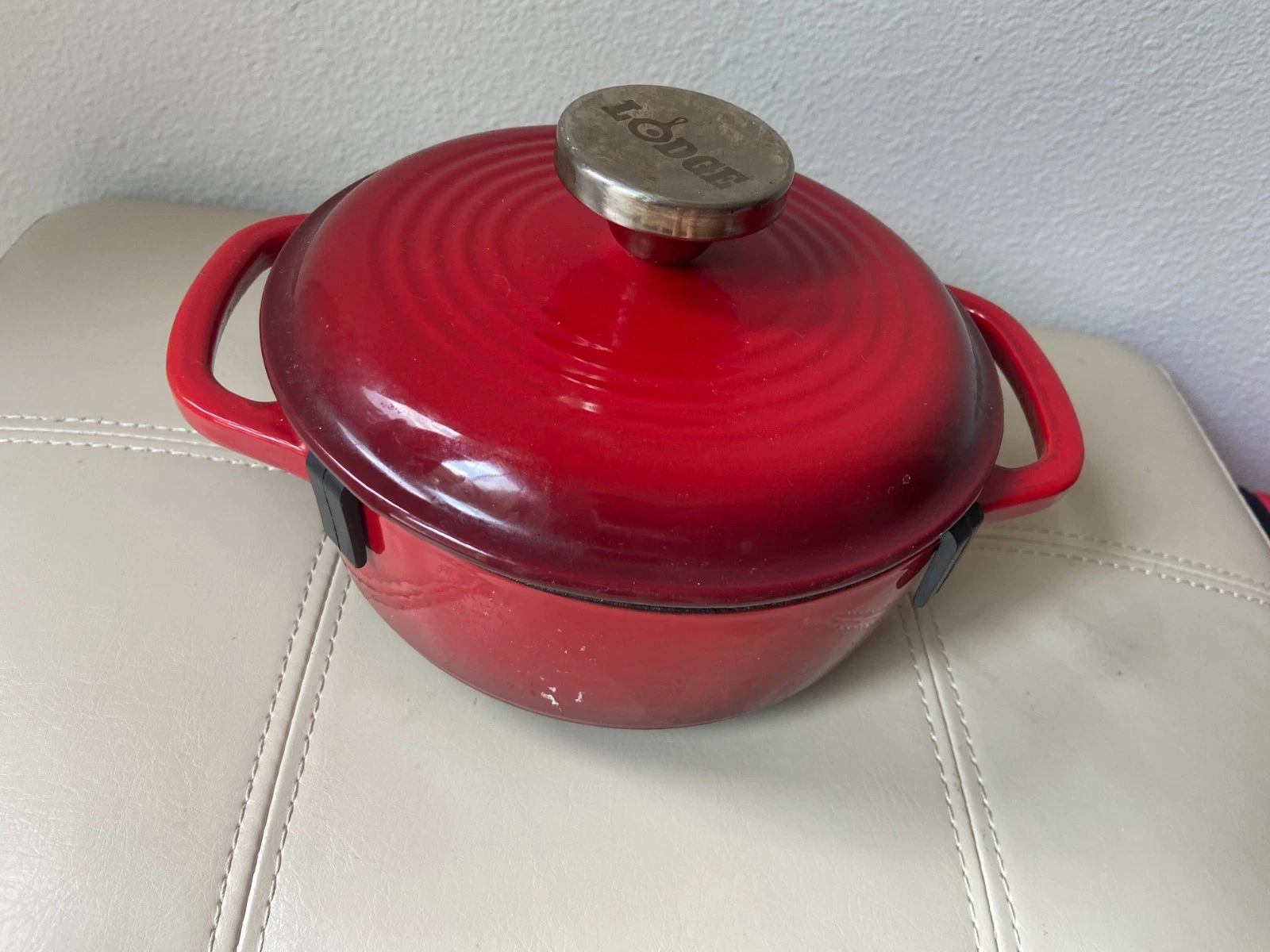 Lodge 1.5 Quart Enameled Cast Iron Dutch Oven with Lid – Dual Handles