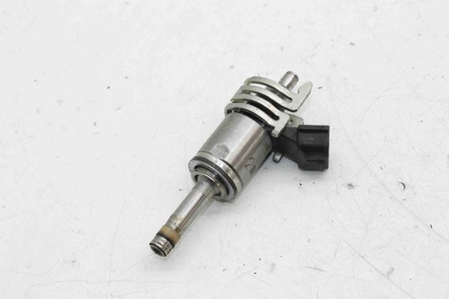 LEXUS IS III E3 300h AVE30 Einspritzdüse 23250-31120 2.50 31890335