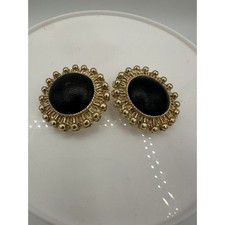 S.G. D  or Gold Tone Pat. Pend Shoe Clips Gold Tone Black Round Large Classy VTG