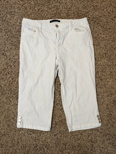Baccini White Capris Size 12 Women's 