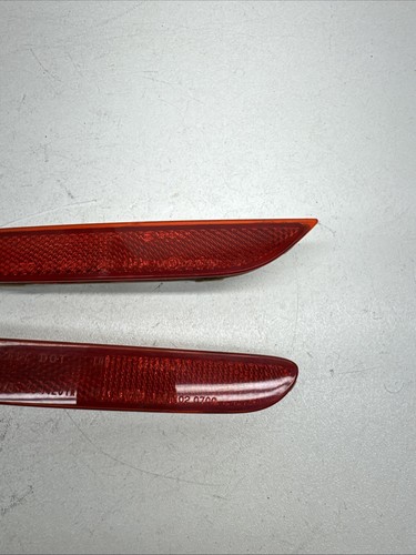 2017-2019 Infiniti QX30 Rear Bumper Marker Light Lamp Pair Left Right SET OEM - Picture 3 of 13