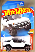 2023 Hot Wheels #116 HW Hot Trucks 3/10 GMC HUMMER EV White Gray Beadloc Sp Rims