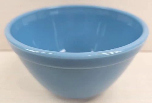 Pyrex Bluebelle Delphite Blue 1.5 Pt Mixing Bowl Vintage 5.75" Ovenware Dish MCM