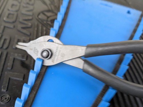 #ap937 Snap-on Tools USA NEW DARK TITANIUM 90° .047 Snap Ring Pliers SRPCR4790DT - Picture 4 of 15