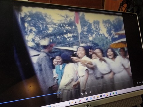 Carrete de película COMUNISMO GUERRA FRÍA CARAVANA PRESIDENCIAL ASIA 8 MM HOGAR R451 - Imagen 9 de 18