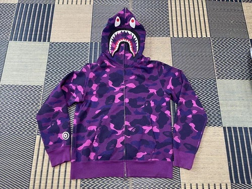 A BATHING APE (BAPE) Felpa con cappuccio A BATHING APE 1° colore mimetica squalo viola uomo taglia M usata made in Japan