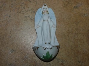 ANTIQUE VINTAGE GERMAN CERAMIC BISQUE ANGEL HOLY WATER FONT