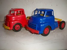 2 Vintage Wyandotte Plastic Metal Semi Truck Cabs