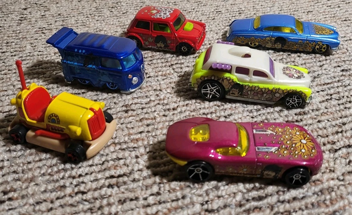 Hot Wheels The Beatles Yellow Submarine Contemporary Diecast Cars