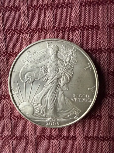 2005 American Silver Eagle In Uncirculated Condition