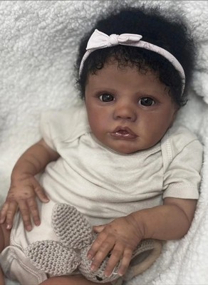 19 Zoll Primel Awake Baby Puppe dunkle Haut weicher Stoffkörper lebensecht Reborn Toddl