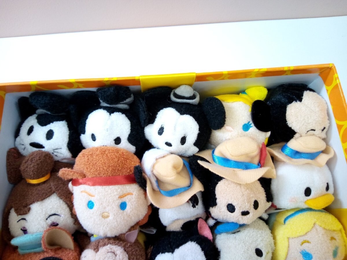 RARE Disney TSUM TSUM 4th Anniversary Box SET Exclusive to