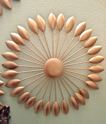 SET AUS DREI SEPARATEN GOLDFARBENEN METALLISCHEN SONNENSCHLITZEN 10 ZOLL WANDDEKO - Bild 5 von 6