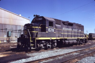 SCL 1578 GP-40 RICHMOND VA (SEABOARD COAST LINE) ORIGINAL SLIDE 03-24-73 T20-4