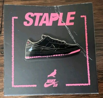 Staple Nike SB Black Pigeon Dunks Hat Pin Pintrill - Jeff Staple