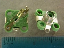 25 Switchcraft 3512A Insulated Switched Panel Mount RCA Jacks 3 Solder Lugs