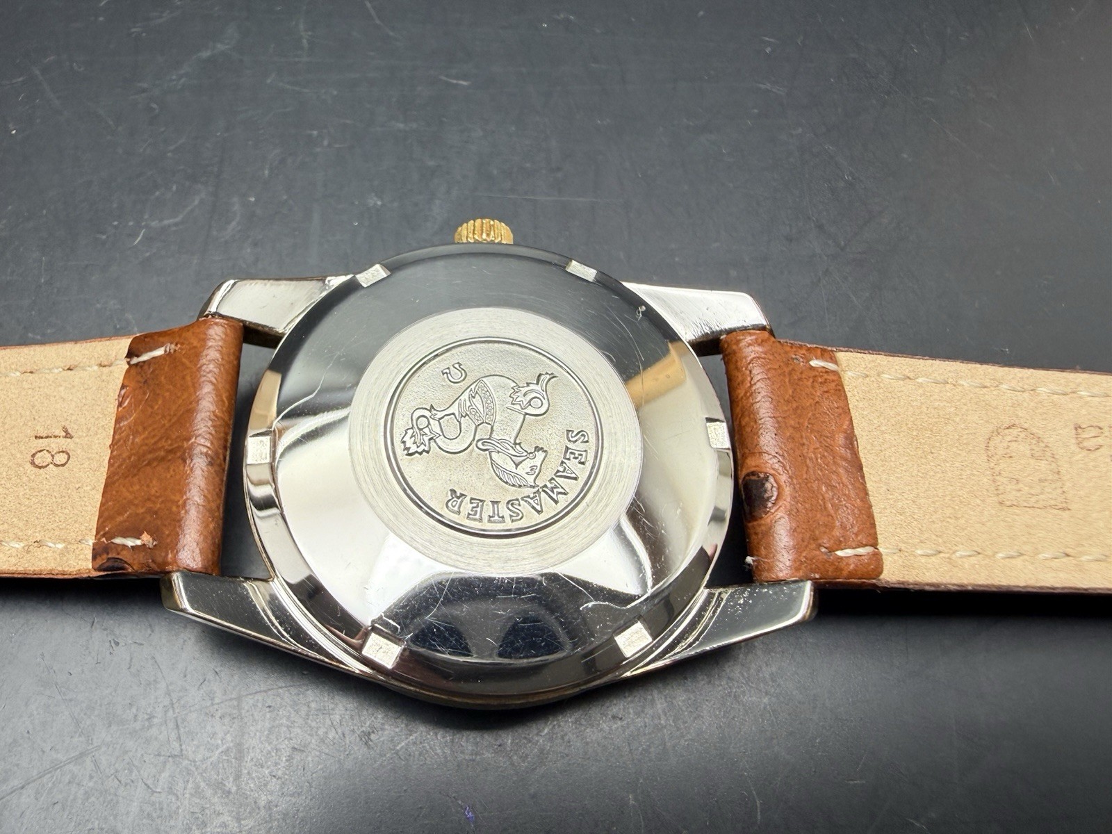 Vintage 1961 SS/ Gold Capped Omega ref 14701 Seamaster Watch. image 9