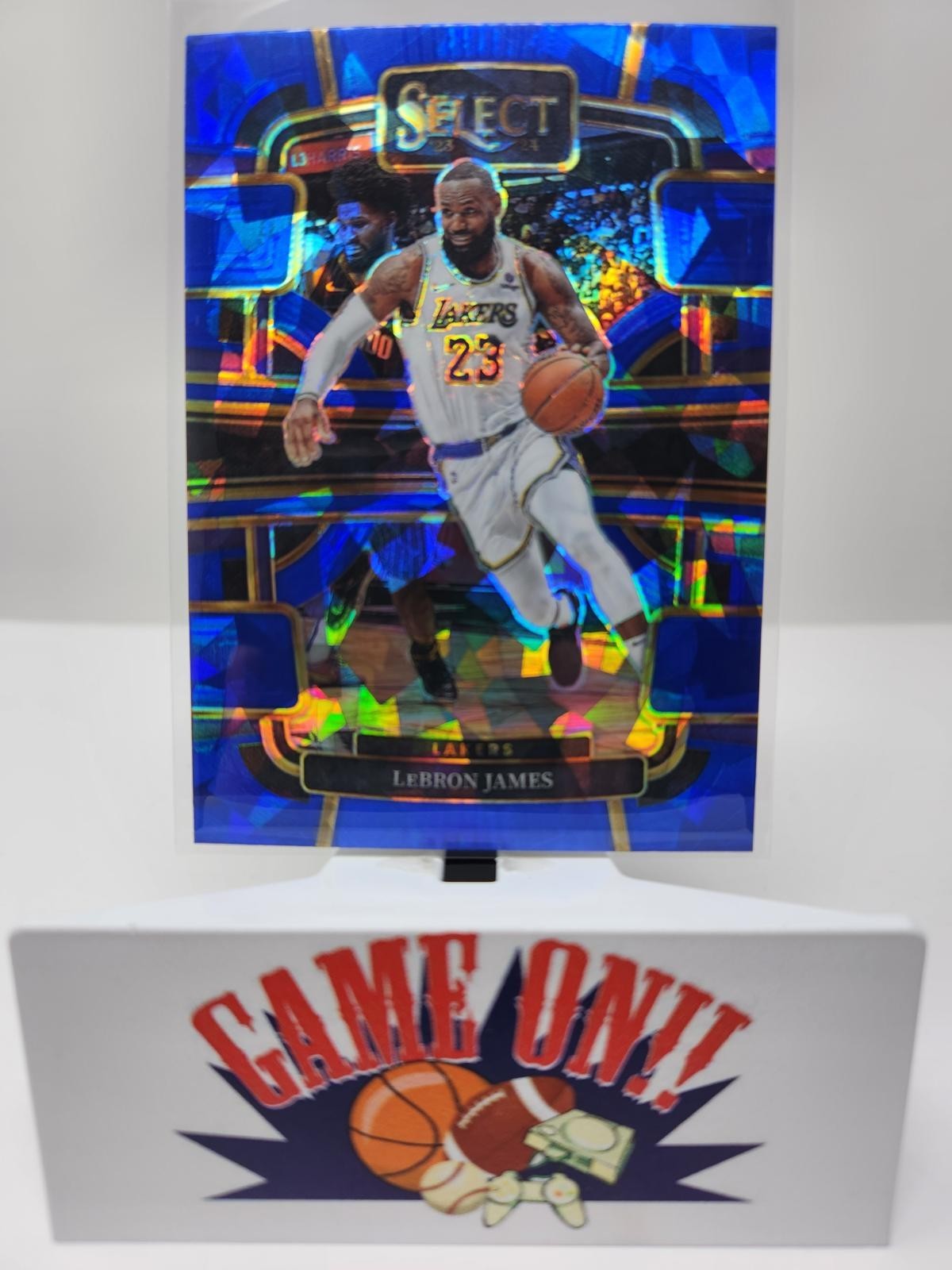 2023-24 Panini Select #66 LeBron James Blue Ice Prizm